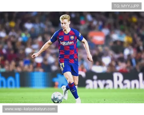 弗伦基·德容因状态未达100%替补，巴萨中场保护策略引关注